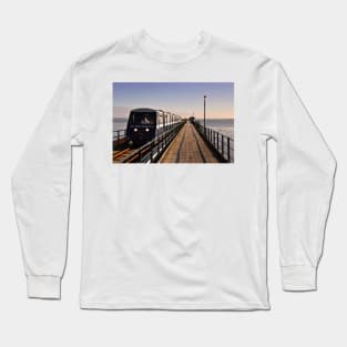 Southend on Sea Pier and Train Essex Long Sleeve T-Shirt